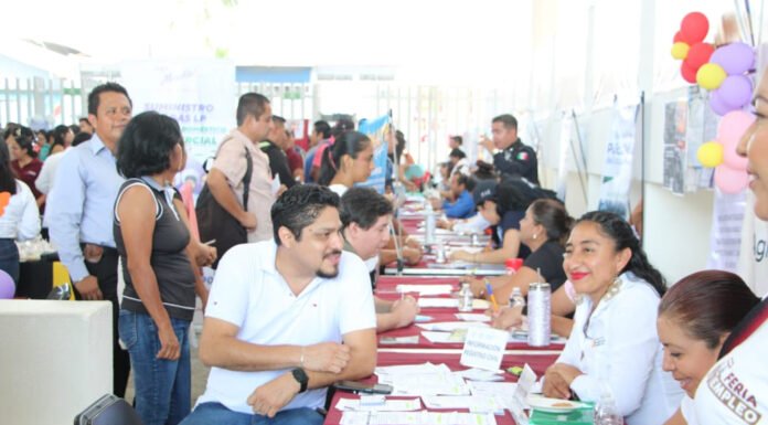Realiza la Secretaría del Trabajo estatal la cuarta Feria del Empleo en Acapulco durante este 2025