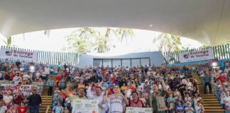 Entrega Evelyn Salgado Pineda tarjetas de Pensión para el Bienestar a Mujeres y Adultos Mayores en Acapulco