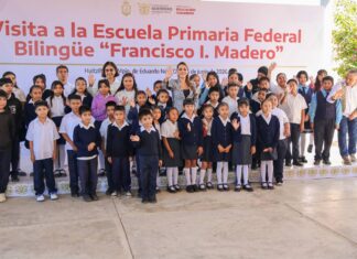Cada lunes, estaremos en una escuela: Evelyn Salgado atiende y lleva apoyos a comunidades educativas de Guerrero