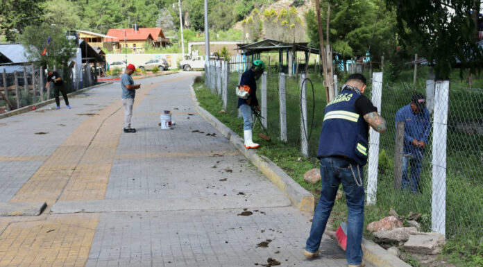 SEMAREN impulsa Jornada Comunitaria “Transformando Guerrero” en Xocomanatlán para mejorar espacios públicos