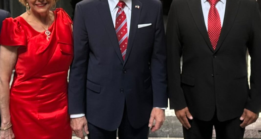 Miguel Ángel Godínez Muñoz, abogado acapulqueño con reconocimiento Internacional, asiste por invitación de la Embajada de Estados Unidos en México