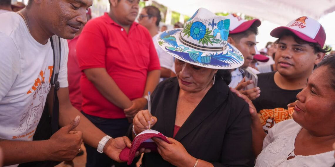Agradece Abelina a Sheinbaum inversión para Acapulco y confirma que seguirá en la lucha política