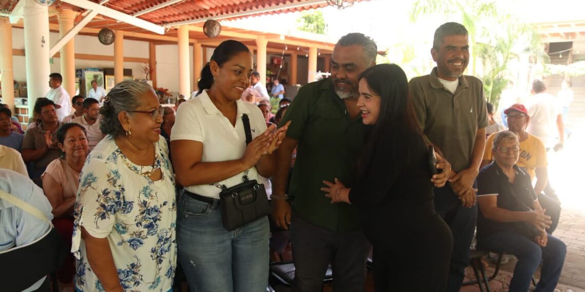 Magisterio de Acapulco expresa respaldo al trabajo de Yoloczin Domínguez