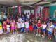 Ni la “guerra sucia” detiene a Yoloczin Domínguez, continúa sus recorridos por comunidades de Acapulco